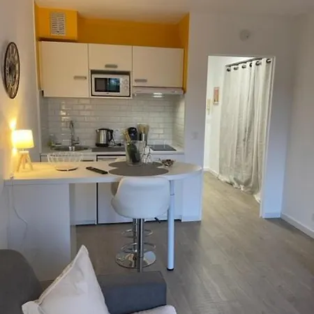 Au Coeur De La Napoule, Plages Et Village A Pied